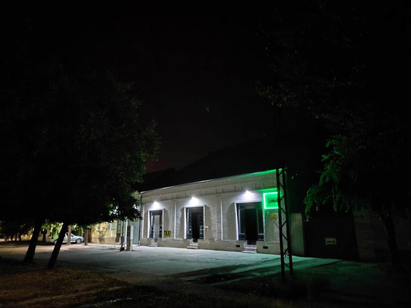 Hostel Horgos Centar エクステリア 写真