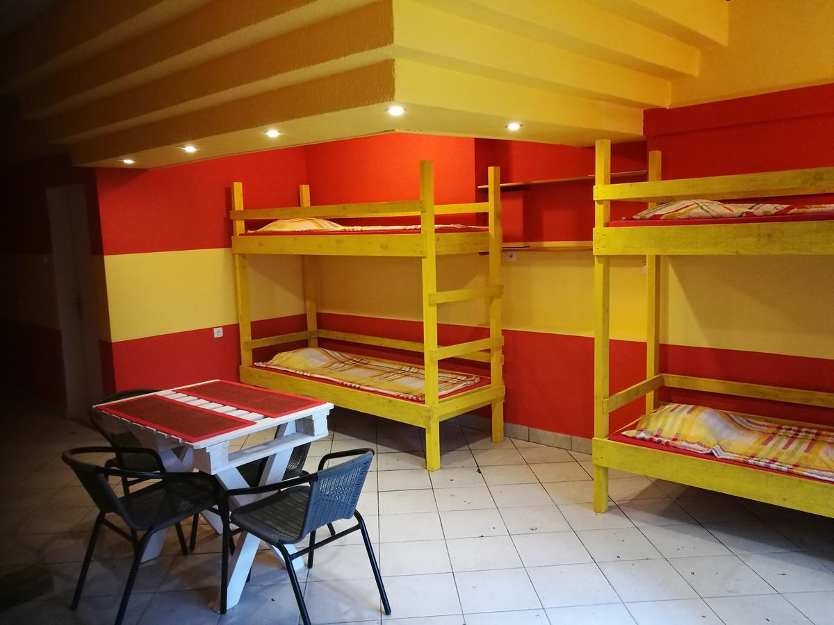 Hostel Horgos Centar エクステリア 写真
