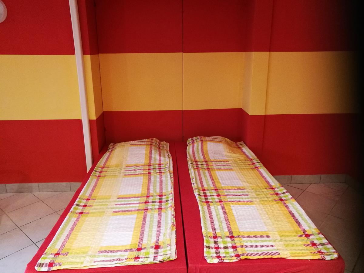 Hostel Horgos Centar エクステリア 写真
